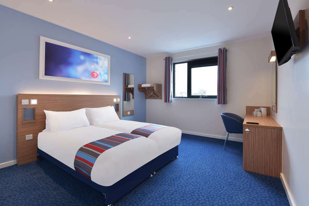 Travelodge Birmingham Central Broadway Plaza Zimmer foto